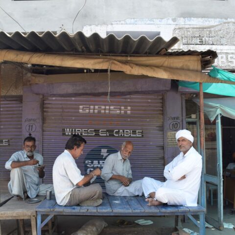 Takhtposh